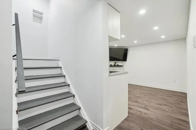 Additional image 27 of 6 Sylvia Ave