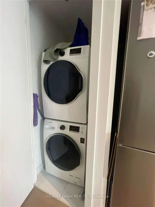 Additional image 10 of 458 Richmond St Unit 306