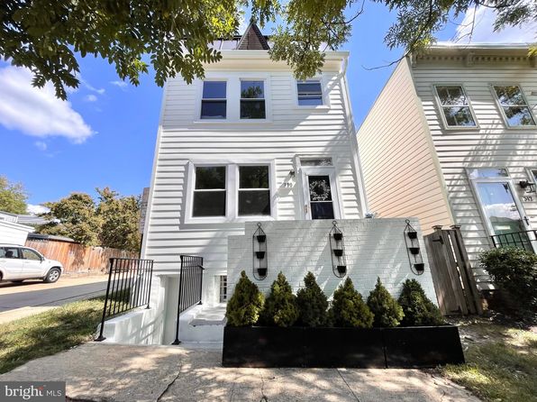 310 S Alfred St, Alexandria, VA 22314