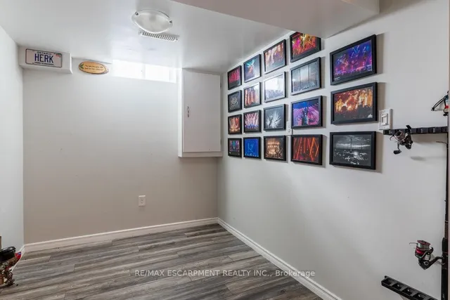 Additional image 37 of 98 Forestgate Dr