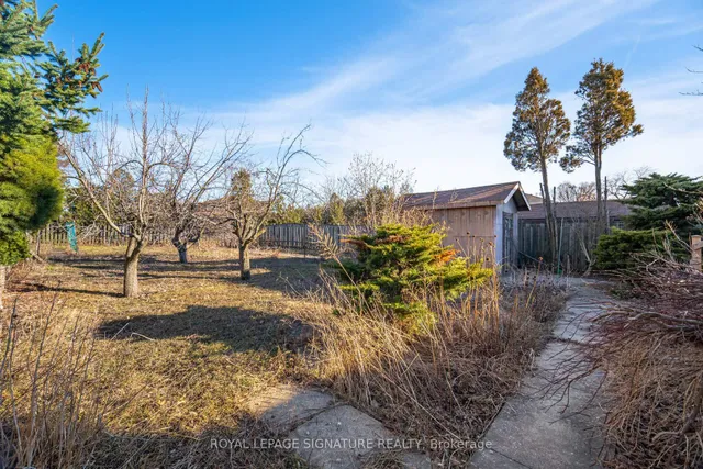 Additional image 33 of 113 Parkwood Cres