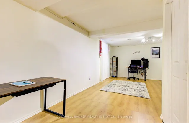 Additional image 33 of 18 Donnenwerth Dr