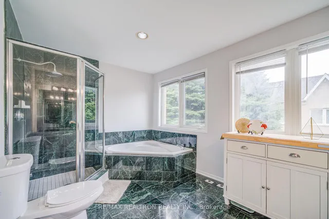 Additional image 11 of 28 Rosebank Dr Unit 507