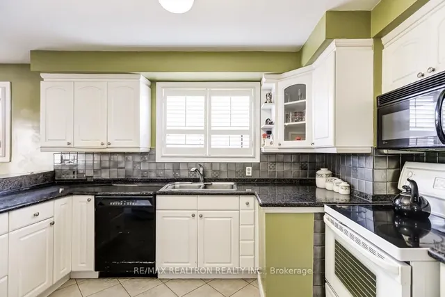 Additional image 12 of 59 Dunelm St