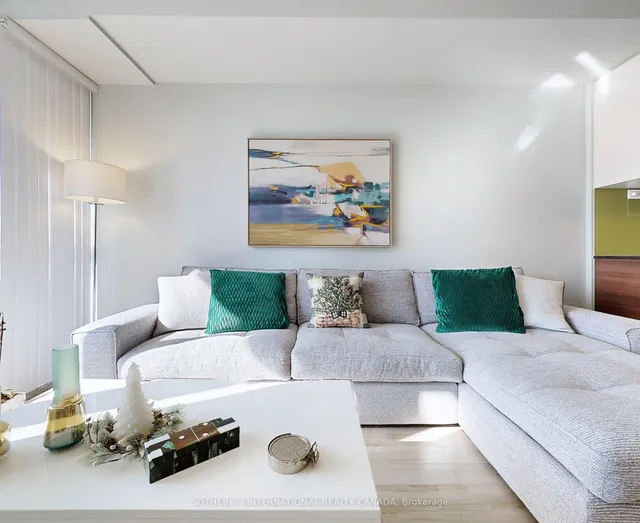 Additional image 8 of 121 McMahon Dr Unit 2916