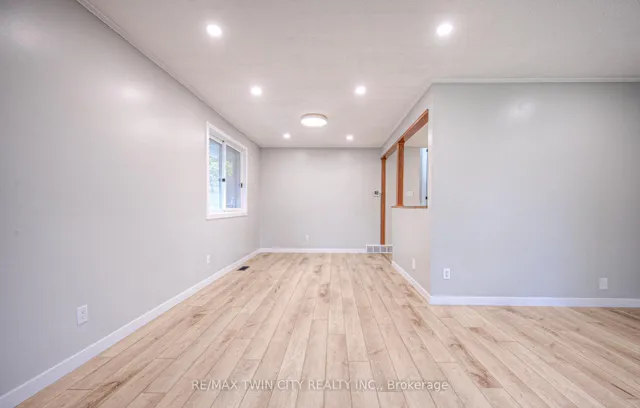 Additional image 7 of 18 Bosworth Cres