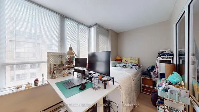 Additional image 27 of 711 Bay St Unit 912