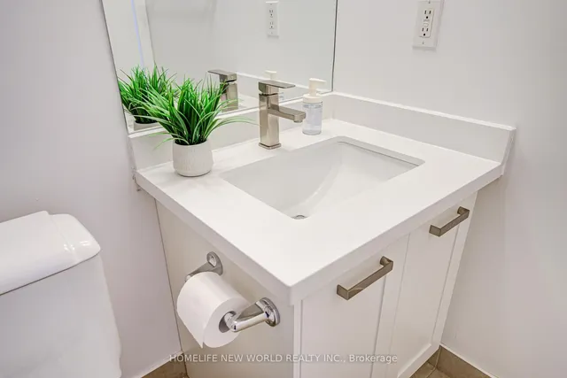 Additional image 27 of 832 Bay St Unit 2209