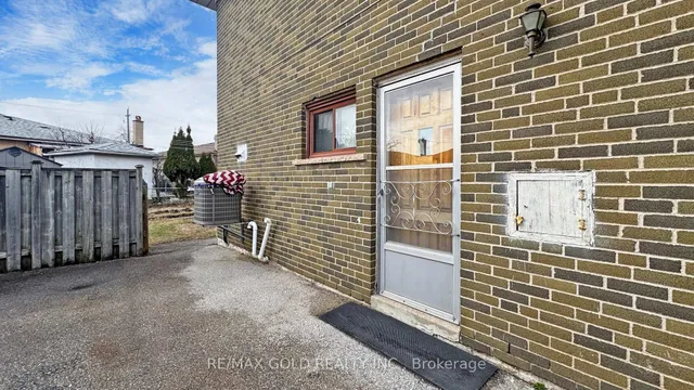 Additional image 46 of 46 Goldsboro Rd