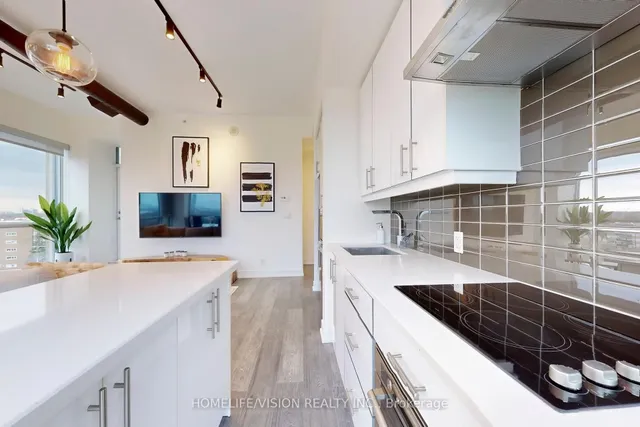 Additional image 19 of 75 The Donway West N/A Unit 710