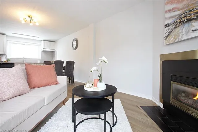 Additional image 17 of 51 Caroga Crt Unit 9