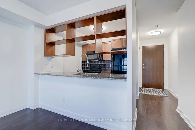 Additional image 13 of 181 Village Green Sq Unit 1511