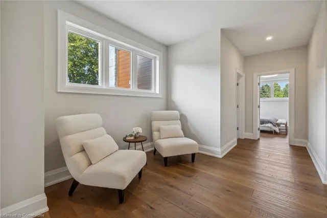 Additional image 23 of 60 Garden Ave