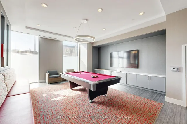 Additional image 36 of 38 Monte Kwinter Crt Unit 512