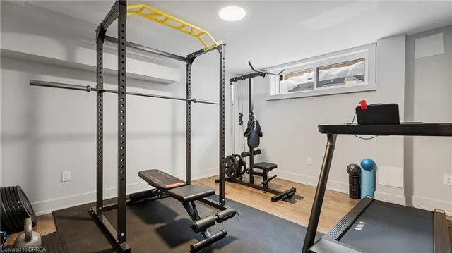 Additional image 25 of 4 Holt Ave