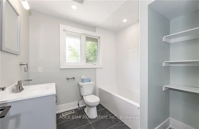 Additional image 10 of 694 Upper Ottawa St