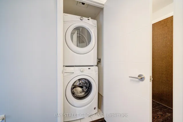 Additional image 26 of 460 Adelaide St Unit 1122