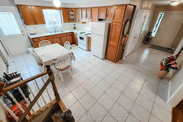 Additional image 20 of 31 Foxmeadow Dr