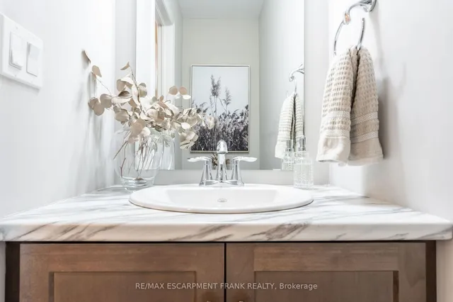 Additional image 8 of 8 Birot Lane