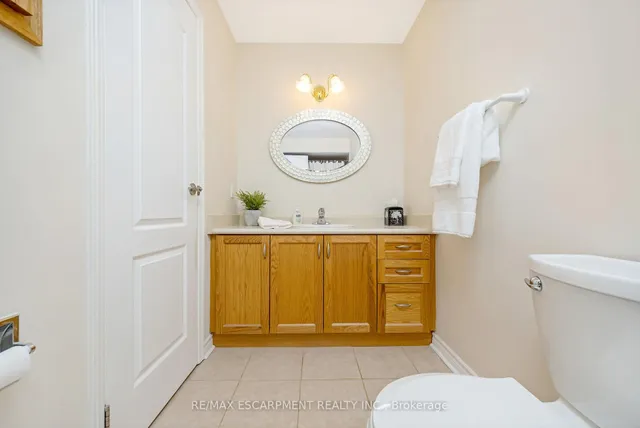 Additional image 23 of 2021 Sixth Line Unit 56