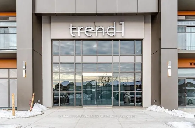 Additional image 2 of 450 Dundas St Unit 417