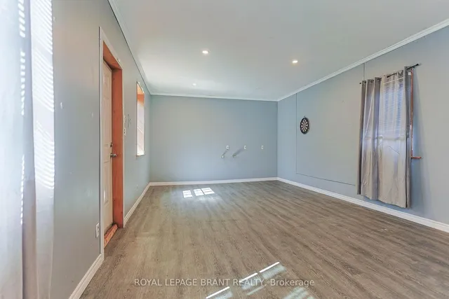 Additional image 32 of 162 Mill St