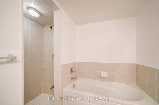 Additional image 10 of 9 Eaton Park Lane Unit 5