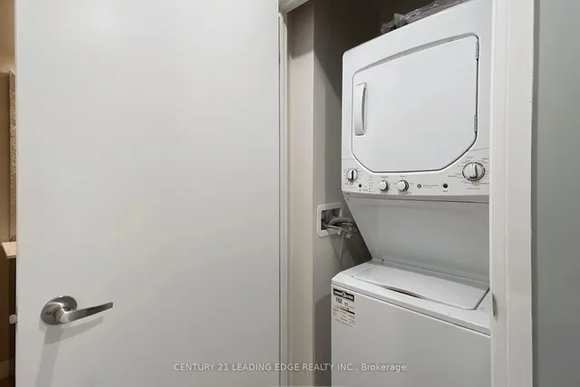 Additional image 34 of 2152 Lawrence Ave Unit 207