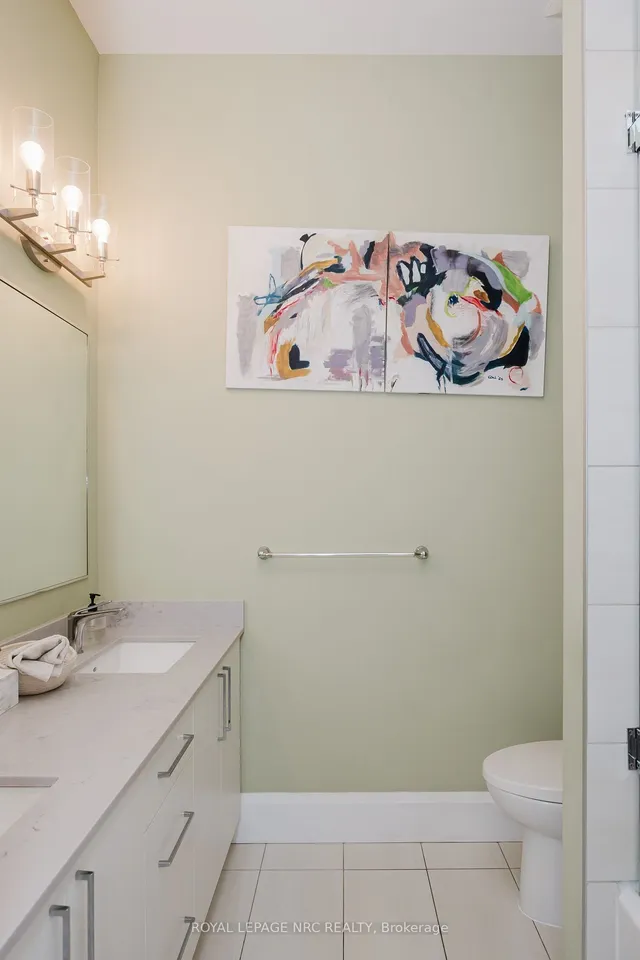 Additional image 30 of 118 King St Unit LPH13