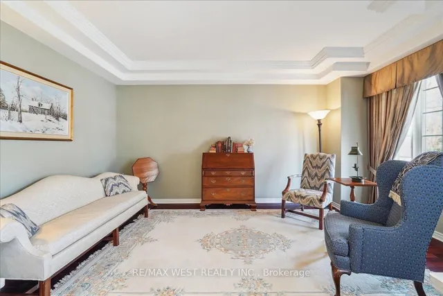 Additional image 2 of 912 John Watt Blvd