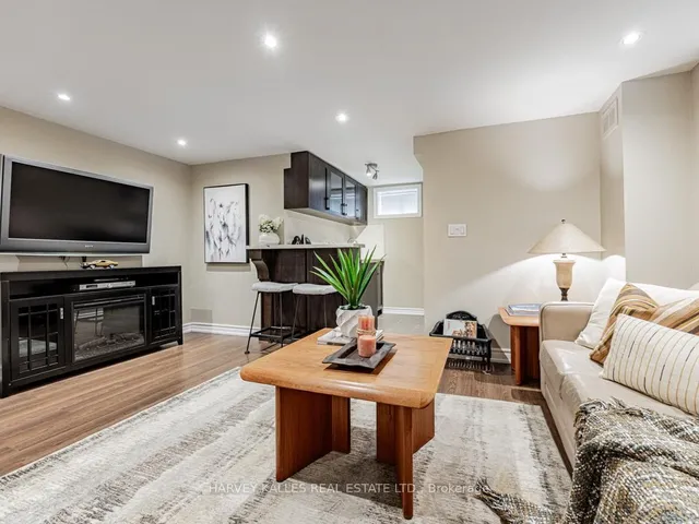 Additional image 37 of 54 Elmsthorpe Ave