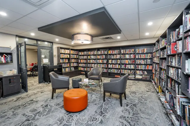 Additional image 23 of 100 Quebec Ave Unit 301