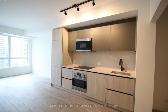 Additional image 6 of 108 Peter St Unit 1703