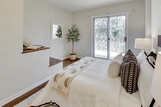 Additional image 22 of 830 Manning Ave