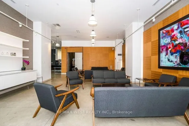 Additional image 46 of 380 Macpherson Ave Unit 333