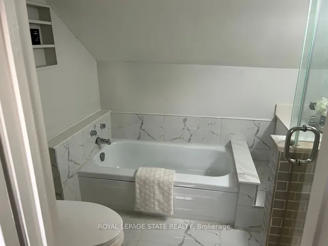 Additional image 30 of 122 Peter St