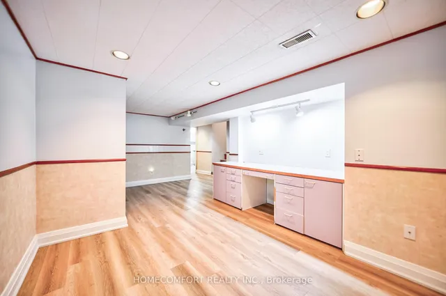 Additional image 40 of 30 Balaclava Dr