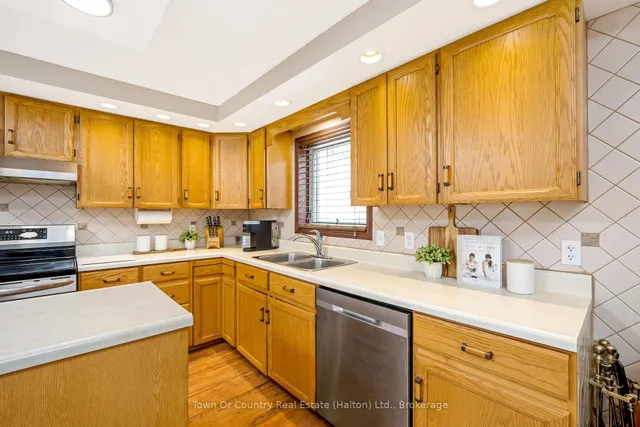 Additional image 16 of 11289 Guelph Line