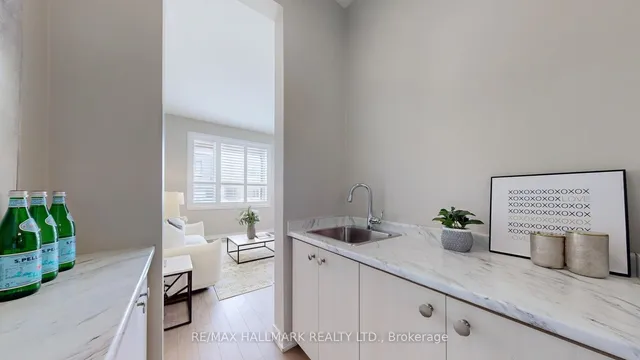 Additional image 20 of 3249 SAVAGE Ave