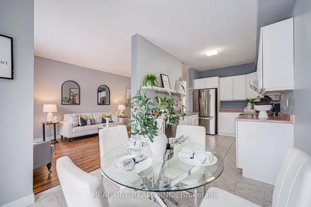 Additional image 15 of 963 KING Rd Unit 25