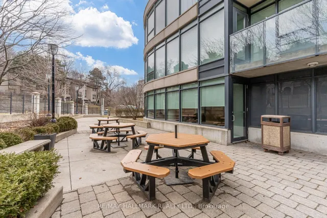 Additional image 40 of 18 Valley Woods Rd Unit 1003