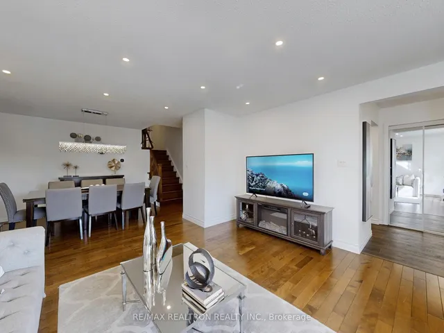 Additional image 8 of 33 Angus Dr