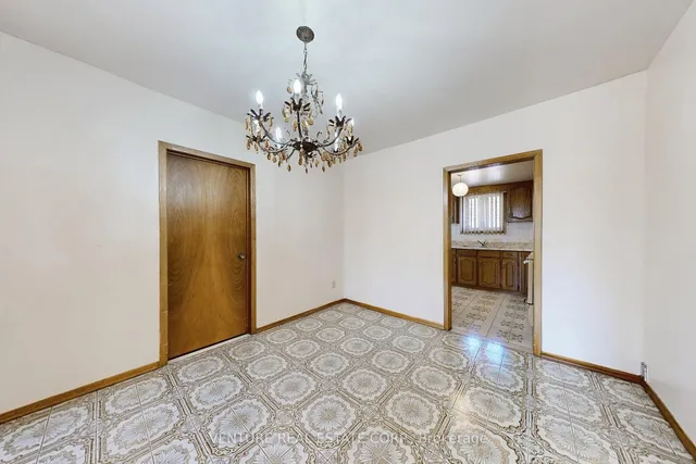 Additional image 12 of 118 Winston Park Blvd