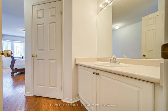 Additional image 23 of 83 Mondeo Dr Unit 212