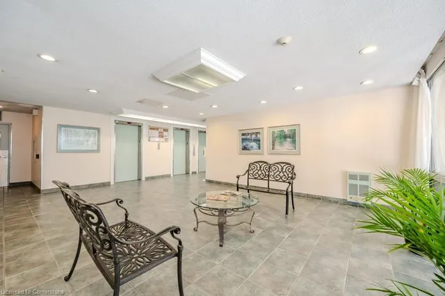 Additional image 22 of 81 Church St Unit 1601