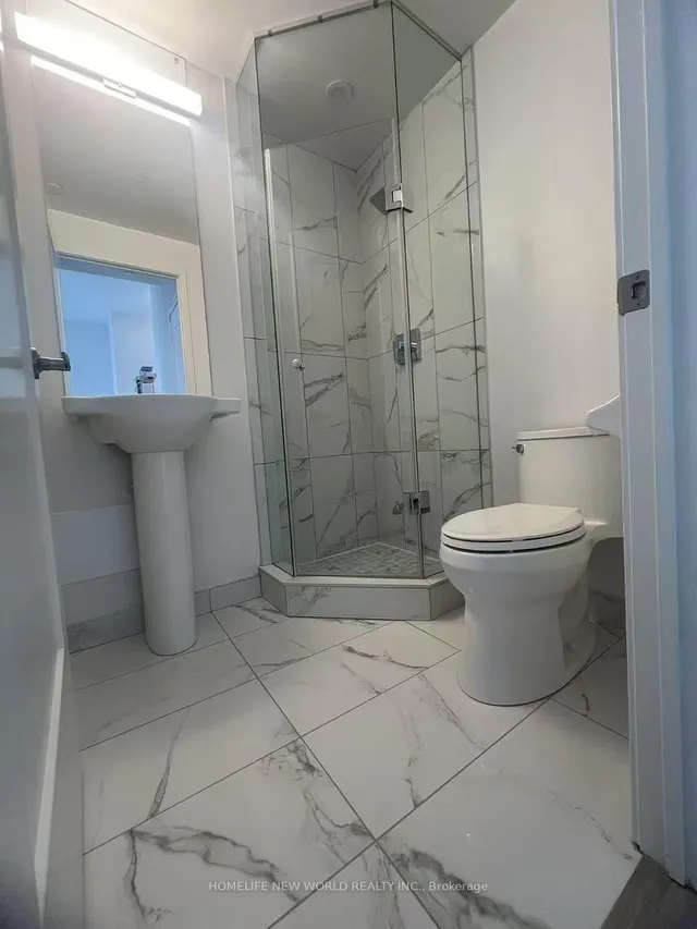 Additional image 8 of 135 Lower Sherbourne St Unit 1732 W