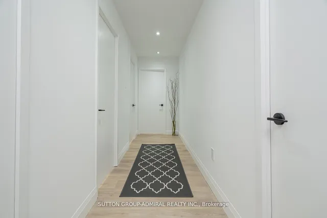 Additional image 4 of 150 Neptune Dr Unit PH05