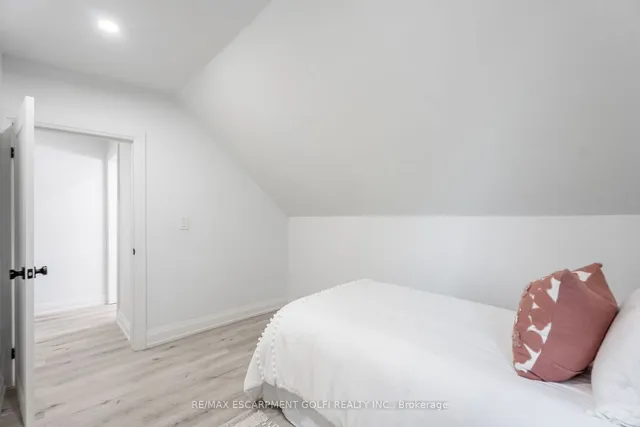 Additional image 27 of 27 Harvey St