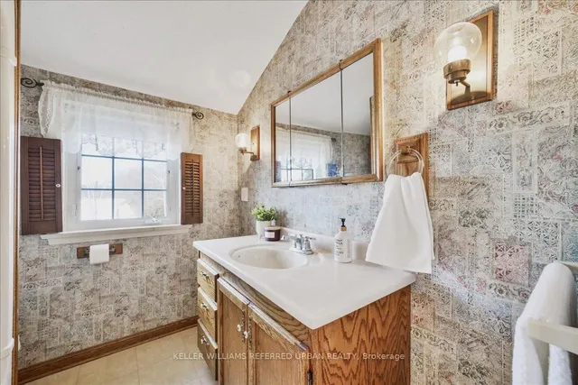 Additional image 26 of 8 Abbotsford Rd