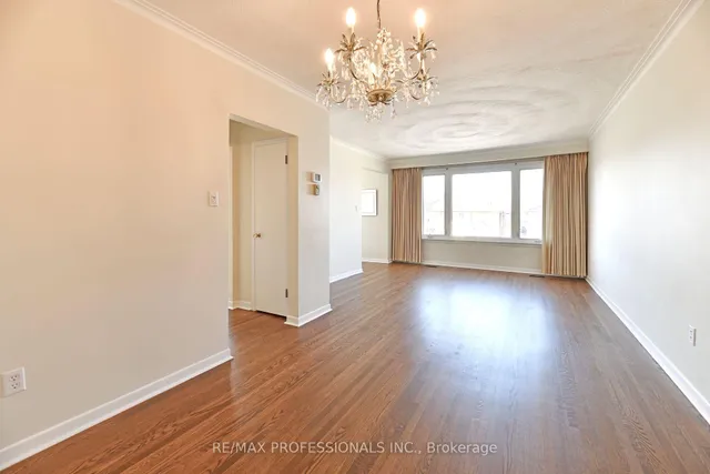 Additional image 6 of 29 Markay St